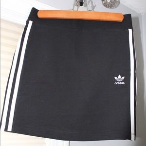 Adidas black striped skirt